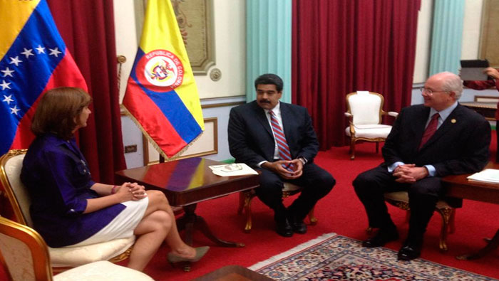 El encuentro con Maduro, posterior a la reunión sólo entre cancilleres, se realiza en el Palacio de Miraflores. (Foto: @PresidencialVen)