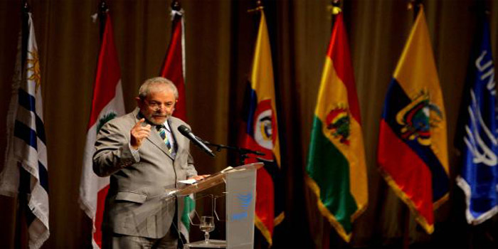 Luiz Inácio Lula da Silva dio una conferencia magistral el miércoles en el Centro Cívico Eloy Alfaro de Guayaquil.