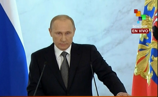 Vladímir Putin pronuncia el discurso anual ante la Asamblea Federal. (Foto: teleSUR)