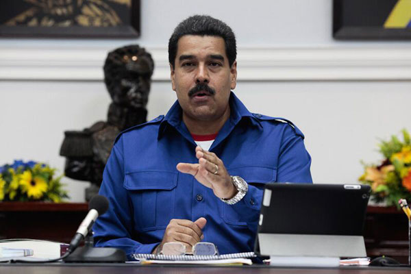 El mandatario venezolano, Nicolás Maduro, llamó a la derecha a que no intente sacarlo de la calle o se encontrará con el pueblo para defender la Revolución (Foto: @tmaniglia)