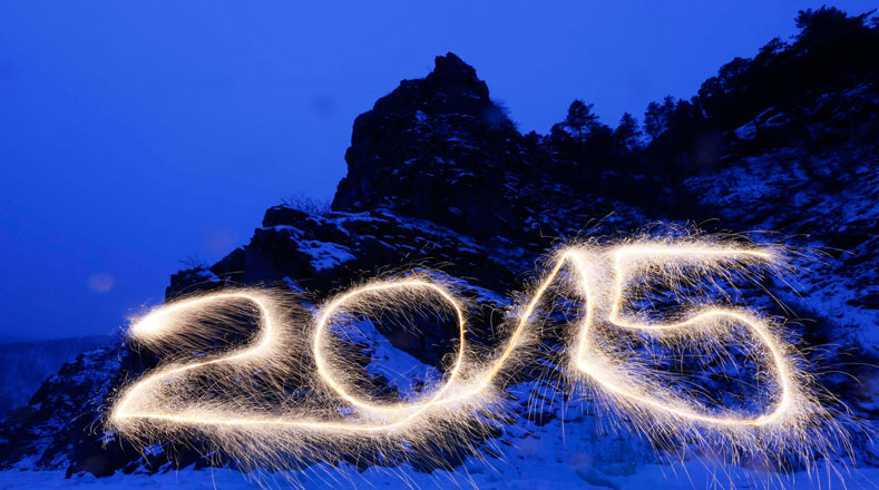 Luces fluorescentes en Rusia dan la bienvenida al 2015.