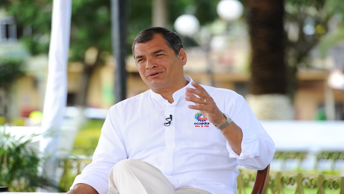 En el programa Enlace Ciudadano #408, Rafael Correa afirmó que no se puede difamar ni mentir a nombre de la libertad de expresión.