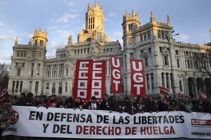 Manifestación en Madrid en defensa de las libertades y del derecho de huelga.