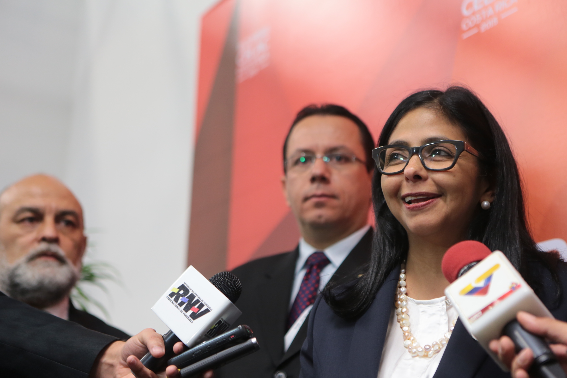 La canciller ofreció declaraciones desde San Cristóbal y Nieves