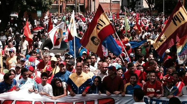 El ministro de Educación venezolano, Héctor Rodríguez también participó en la marcha.