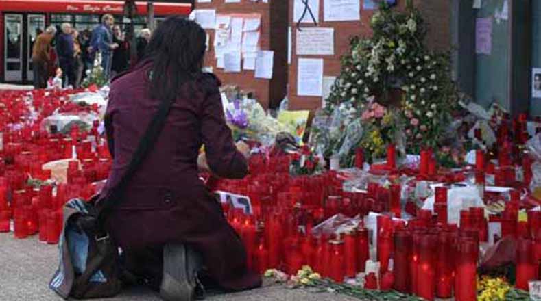 Luego de 13 años del atentado, activistas denunciaron "una clarísima política de olvido, oscurantismo e ignorancia", así como "fundamentalmente de abandono de sus víctimas" ante este hecho por parte del Estado español.
