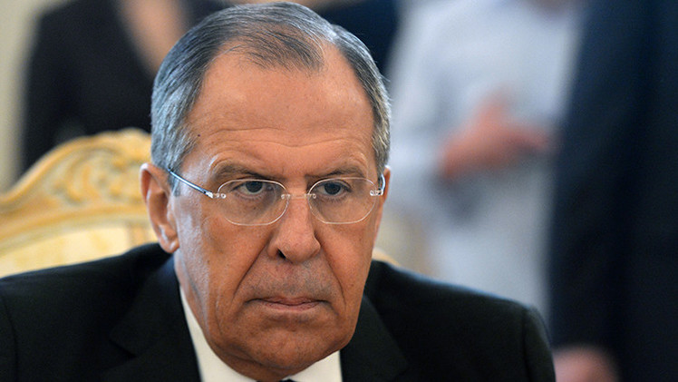 Lavrov manifestó estar molesto por lo que sucede actualmente en Ucrania.