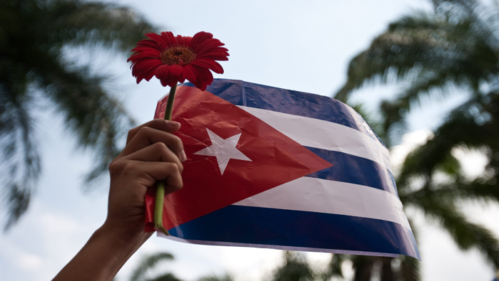 Al hacer la recomendación, el Departamento de Estado certifica que Cuba no ha brindado apoyo a grupos terroristas.
