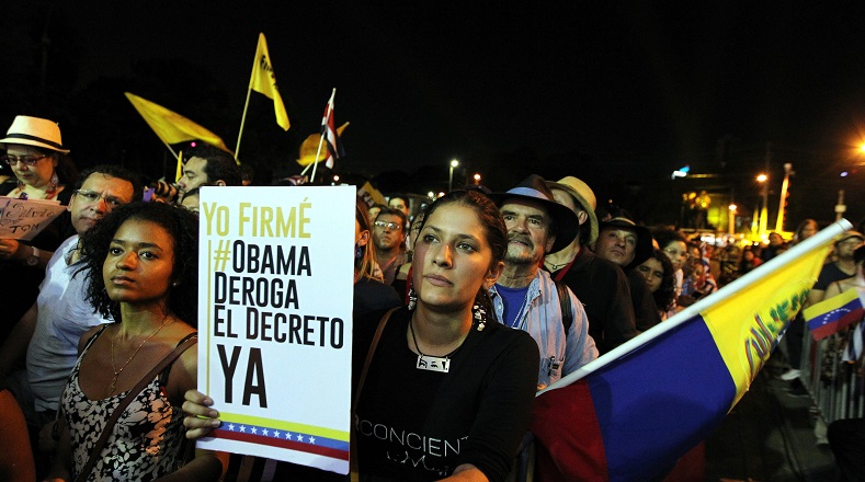 La petición de que Obama derogue el decreto contra Venezuela fue una de las demandas en la Cumbre de los Pueblos.