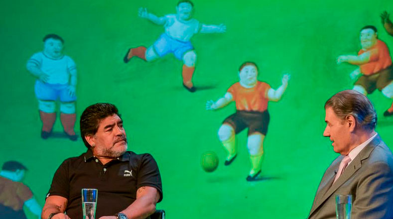 Víctor Hugo Morales y Maradona hablaron también sobre el partido por la paz. 