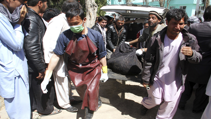 La violencia en Afganistán sigue sumando muertos y heridos.
