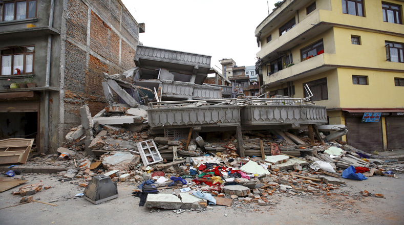En Katmandú una gran cantidad de edificios quedaron destruidos.