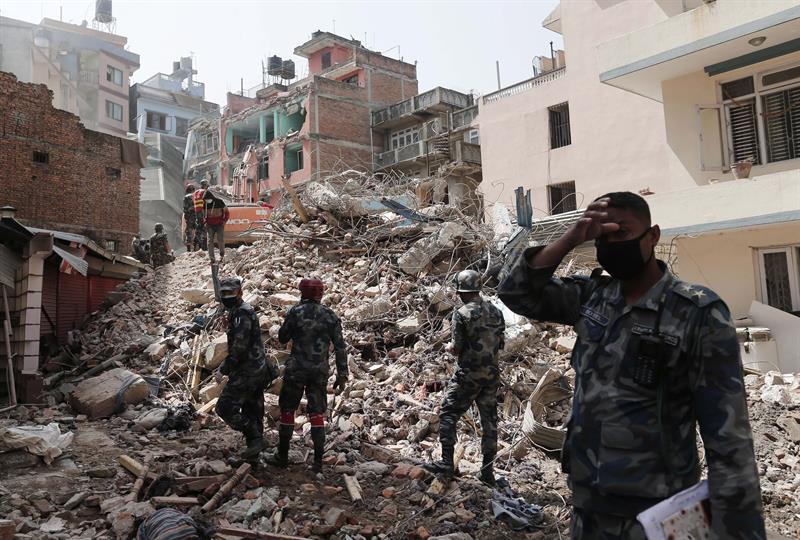 El devastador sismo destruyó viviendas y hospitales de Nepal.