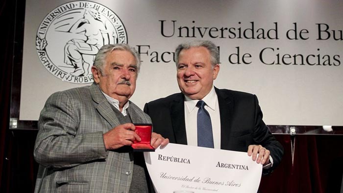 La Universidad de Buenos Aires (UBA) distinguió al expresidente de Uruguay José Mujica.