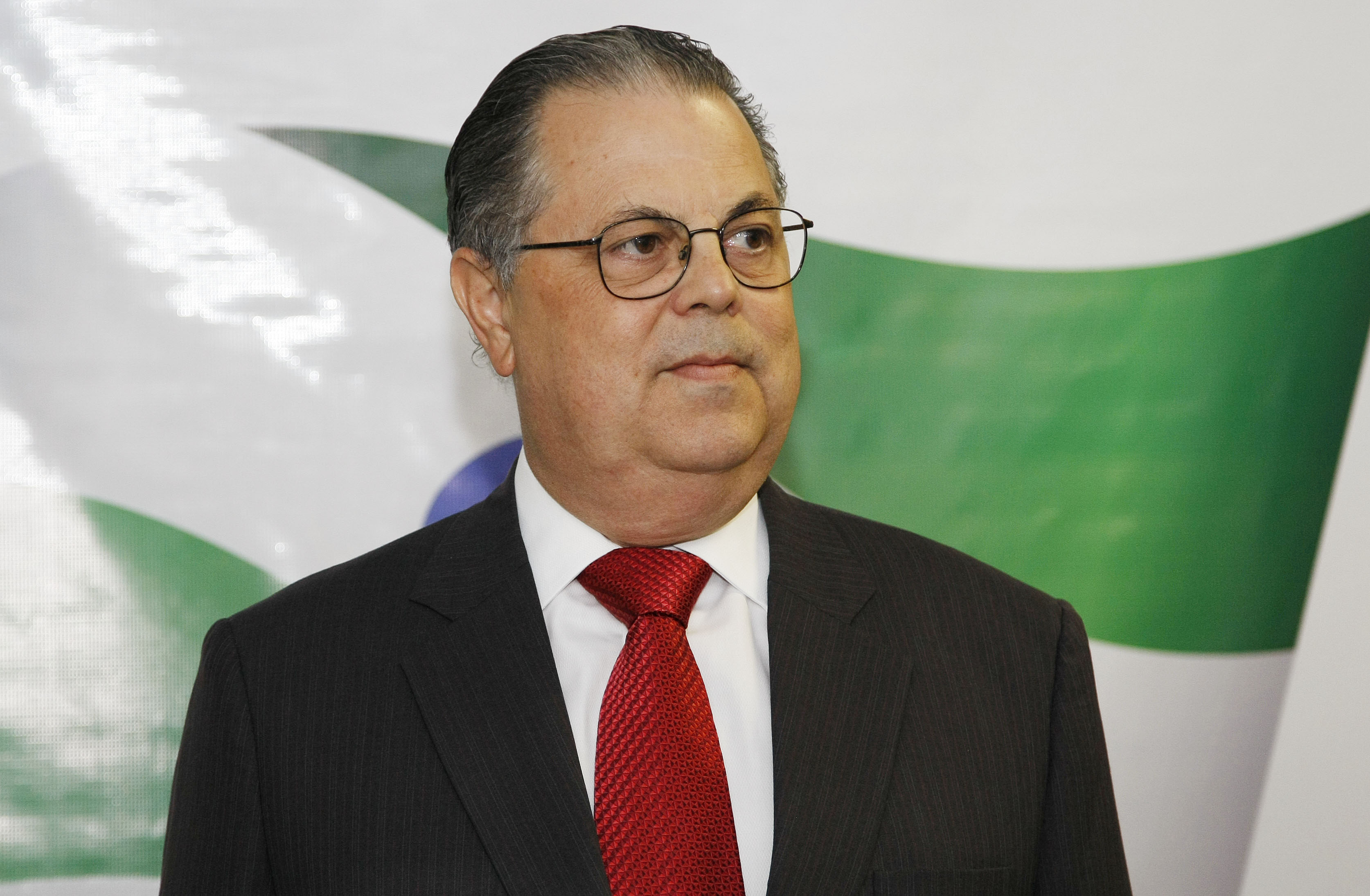 Xavier se separó del cargo, luego de que el gobernador de Paraná se lo solicitara.