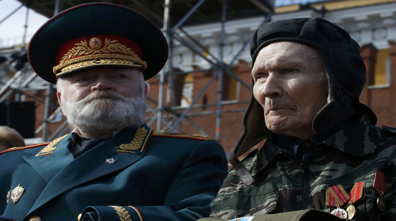 Estos dos veteranos de la Guerra no dudaron en asistir a los actos en honor a la Victoria de la Unión Soviética sobre la Alemania nazi. 