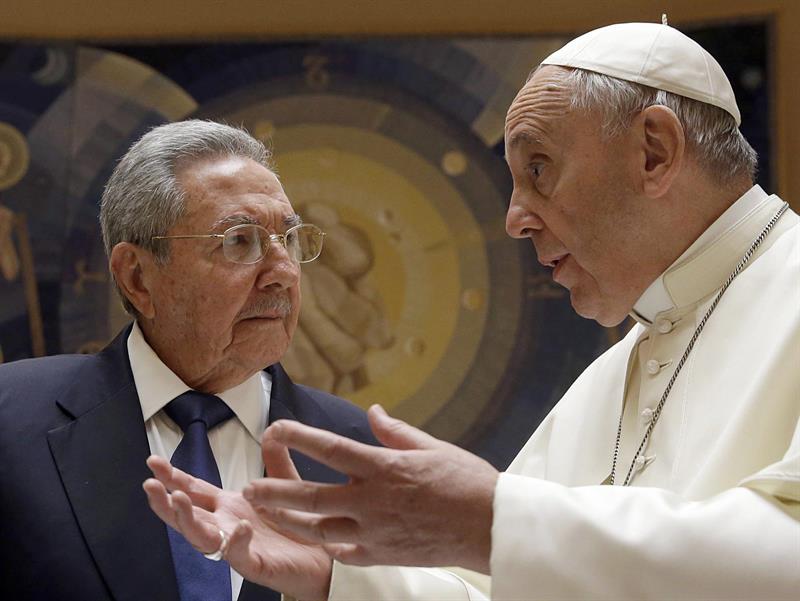 El encuentro entre Raúl Castro y el Papa fue estrictamente privado.