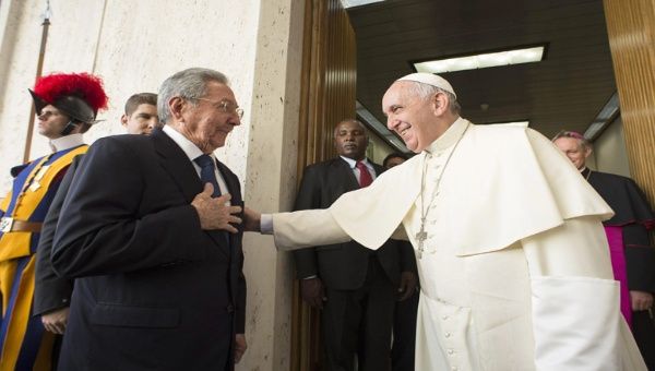 El líder cubano también definió con el Papa la visita que éste realizará a Cuba en septiembre próximo.