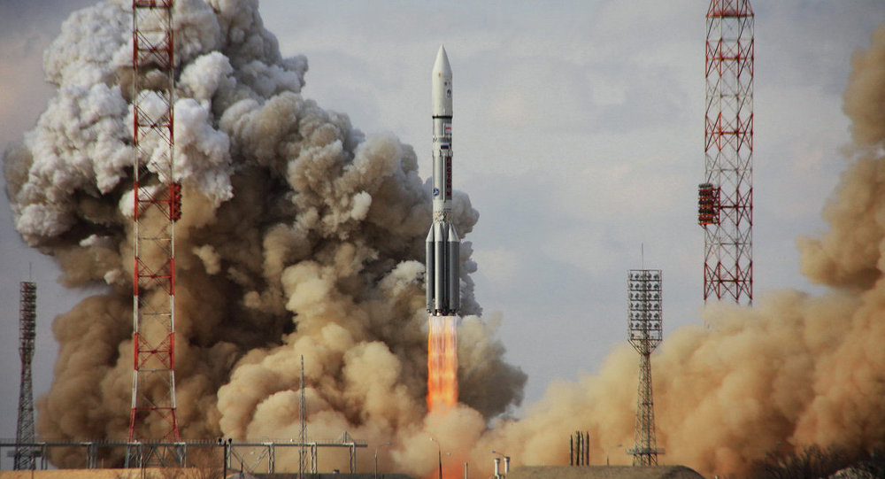 De momento los lanzamientos del cohete portador Protón-M programados para un futuro próximo están suspendidos.