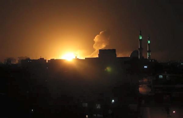 Israel atacó con bombardeos aéreos a la Franja de Gaza.