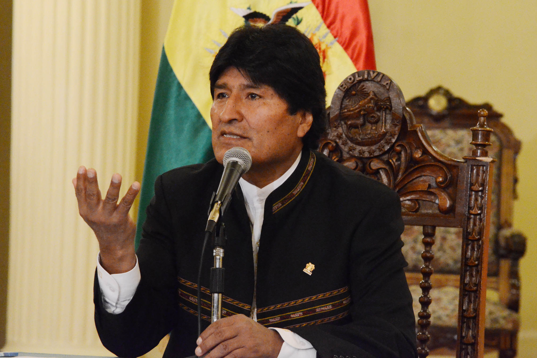 Morales felicitó a Cuba por el triunfo de la paz y la solidaridad.