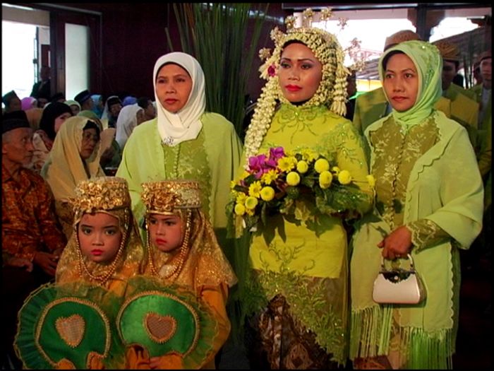 En Indonesia 6,9 millones de jóvenes de 15 a 19 años se casaron durante el año 2012.