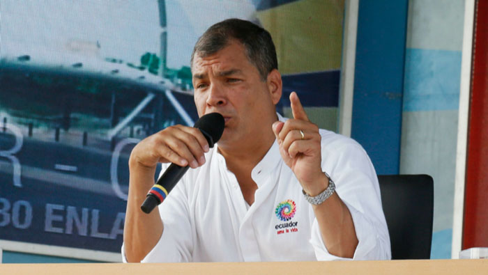 Correa pidió responder de manera pacífica a las agresiones, insultos y ofensas.