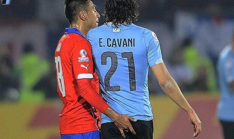 El defensor chileno no podrá jugar en los partidos que le restan a su equipo en la Copa América, ni en el primer partido de la Roja de América en las eliminatorias al Mundial de Rusia-2018.