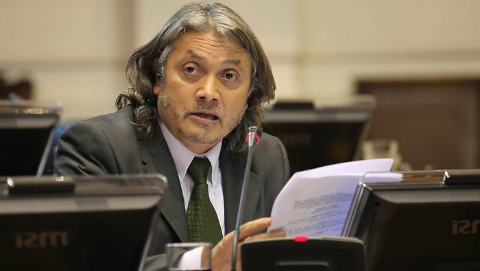 Aprobada censura contra senador Navarro en Chile.