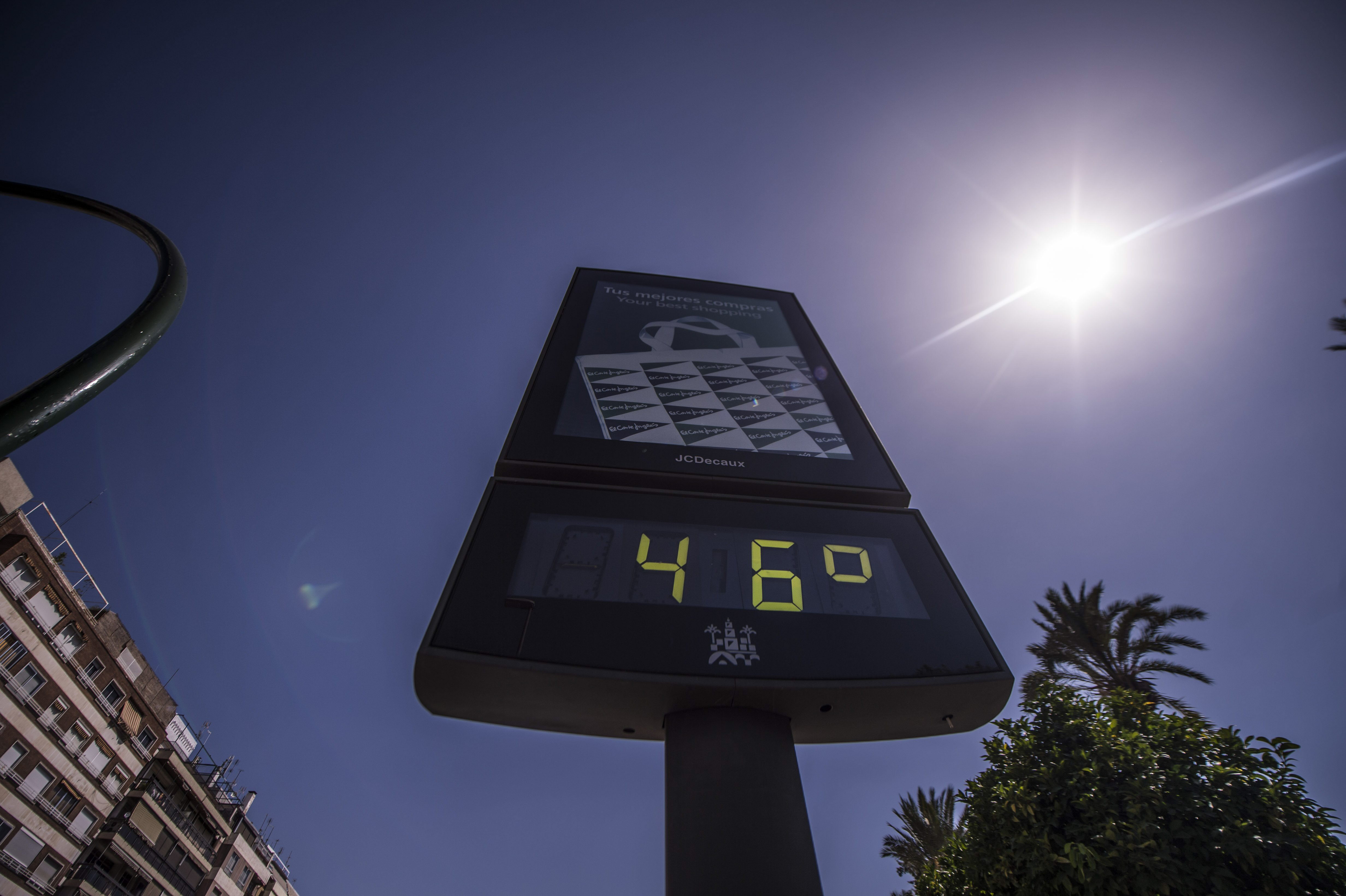 La Agencia Estatal de Meteorología (Aemet) de España indicó que la prolongación de la ola de calor representaría un incremento de las temperaturas.