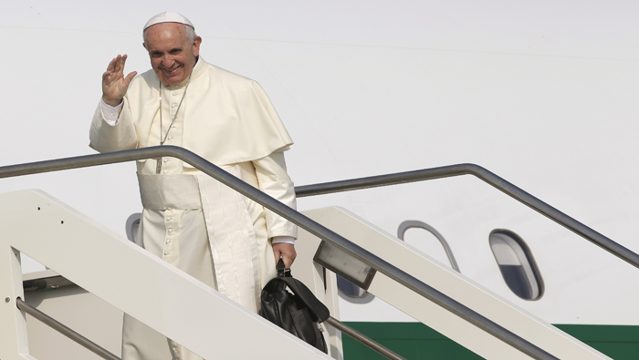 El papa deseó prosperidad creciente a Colombia.