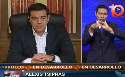 Primer ministro de Grecia, Alexis Tsipras ofrece entrevista a la televisión griega.