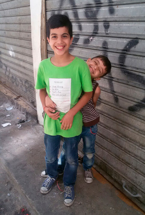La sonrisa y la inocencia de los niños palestinos permanece intacta.