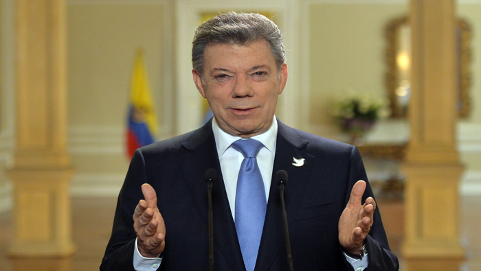 Santos invitó a los colombianos a creer y soñar en un país libre de guerra.