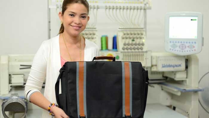 Verónica Bucardo, creadora de la mochila, ha trabajado durante cinco años en el proyecto
