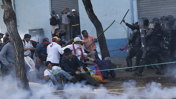 Piden no promover la violencia durante las manifestaciones en Ecuador.