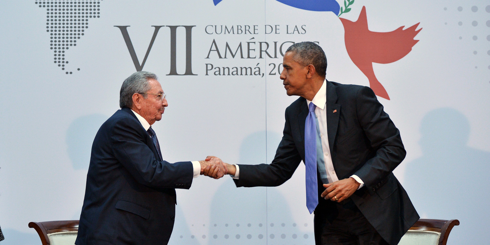 Esta imagen le dio la vuelta al mundo, el encuentro del presidente de Estados Unidos (EE.UU.) , Barack Obama, y su homólogo Cubano, Raúl Castro el pasado 11 de abril  en Panamá, en el marco de la VII .Cumbre de las Américas.