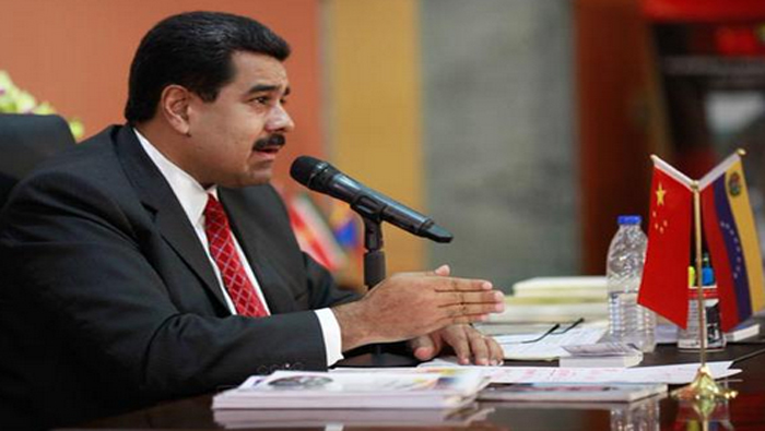 Maduro pide cese la violencia contra su Gobierno.