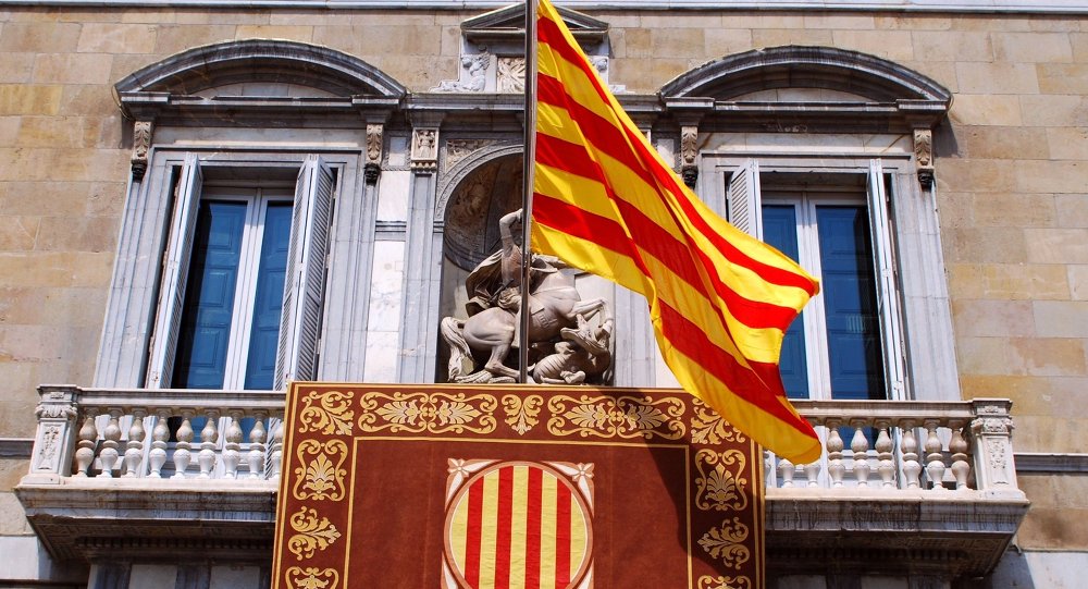 Las elecciones catalanas son polémicas por la intención de los independentistas de otorgarle un carácter plebiscitario.