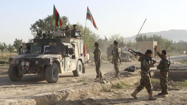 Talibanes piden revocar tratados militares en Afganistán