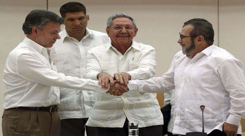 Firma del acuerdo de justicia y víctimas en La Habana