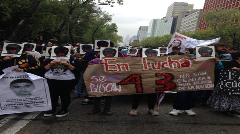 Mexicanos se volcaron a las calles a 1 año del caso Ayotzinapa
