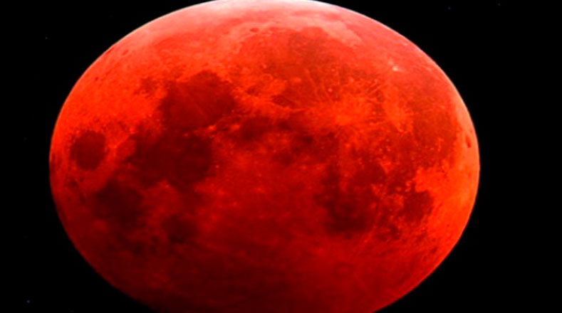 En los últimos reportes de la NASA, se indica que la luna "sangró"