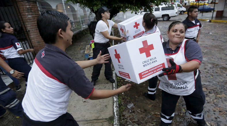 La Cruz Roja Mexicana envió medicinas a la zonas afectadas por Patricia.