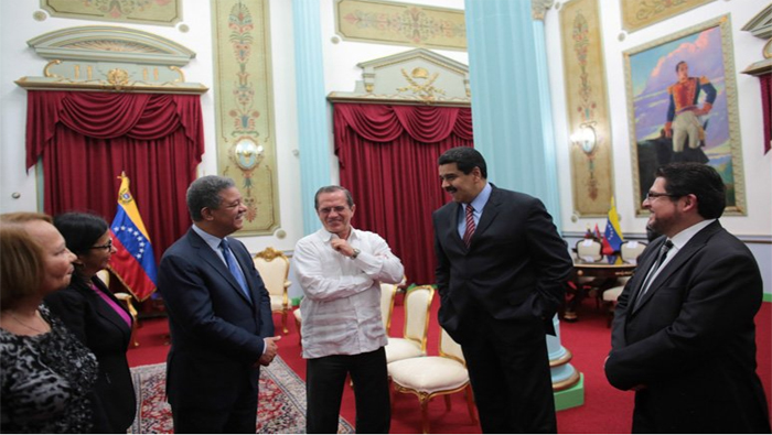 Misión de acompañamiento de la Unasur se reunió con el presidente Nicolás Maduro.