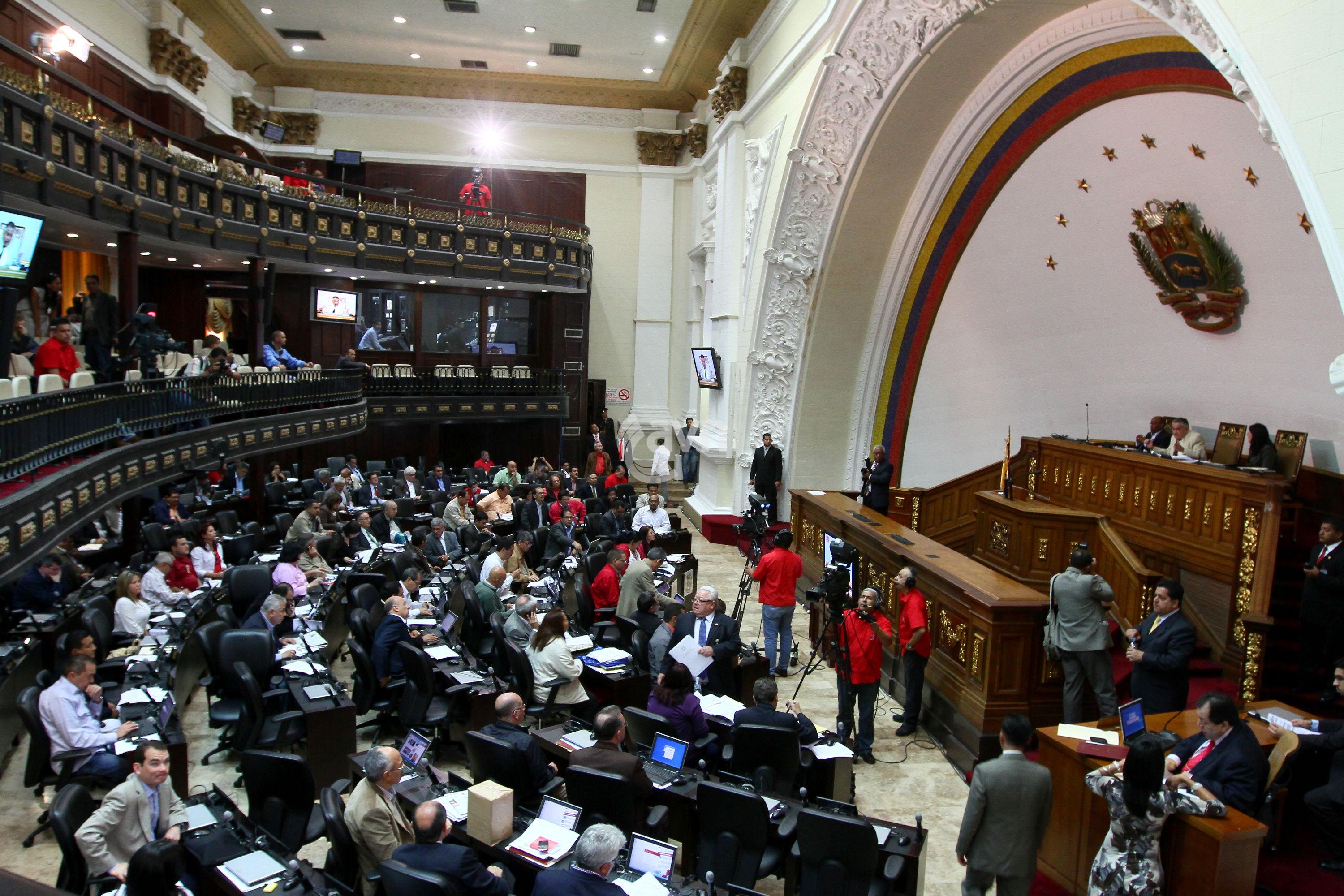 Venezuela está a la expectativa de lo harán los candidatos de la MUD en la Asamblea Nacional