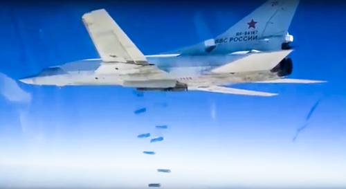 Rusia ha lanzado más ataques aéreos contra objetivos en Siria, incluyendo la primera utilización en combate de un nuevo misil crucero lanzado desde un submarino nuclear en el mar Mediterráneo, informó el ministro de defensa.