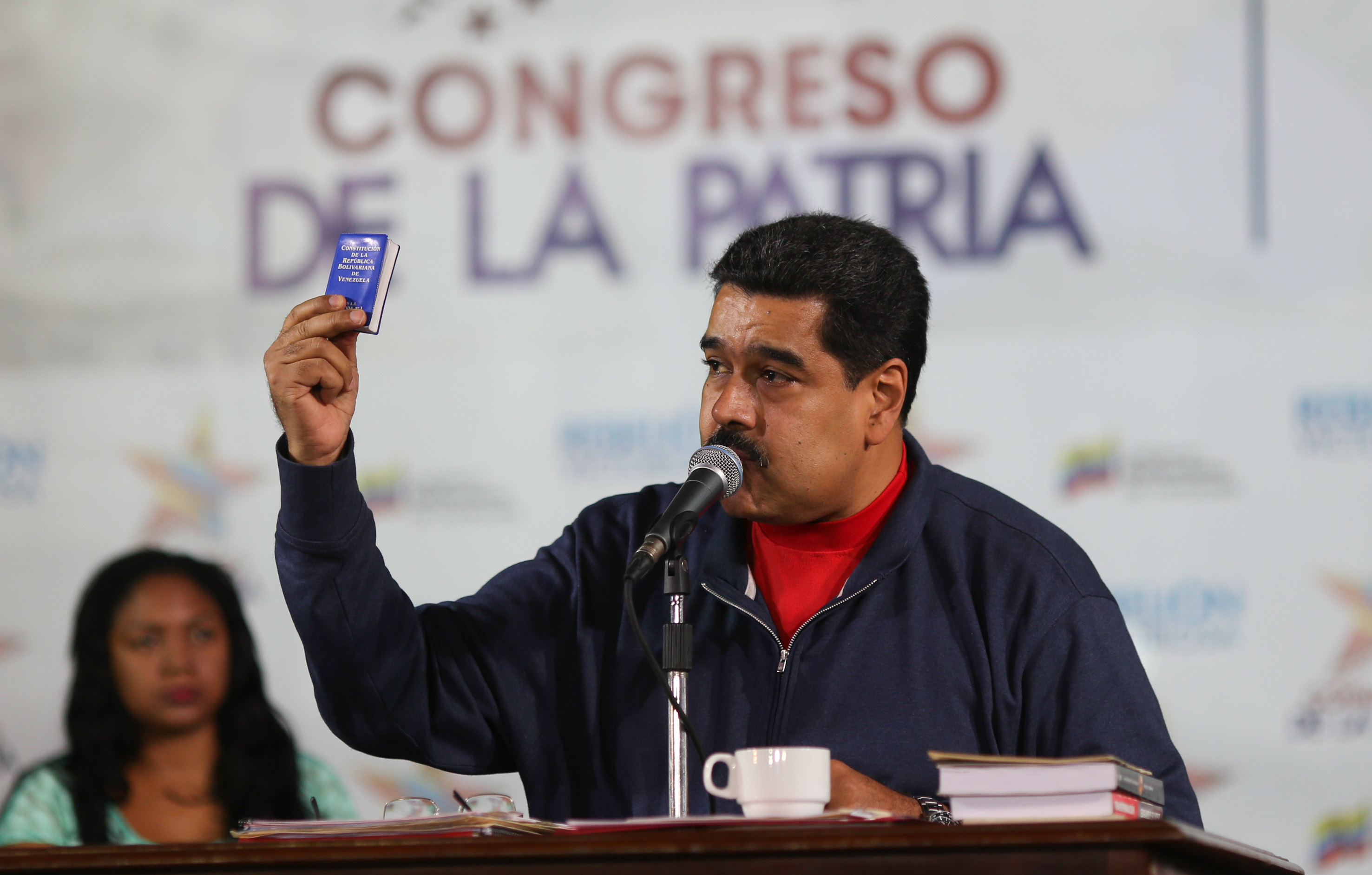 Maduro pidió apoyo a los pueblos de América.