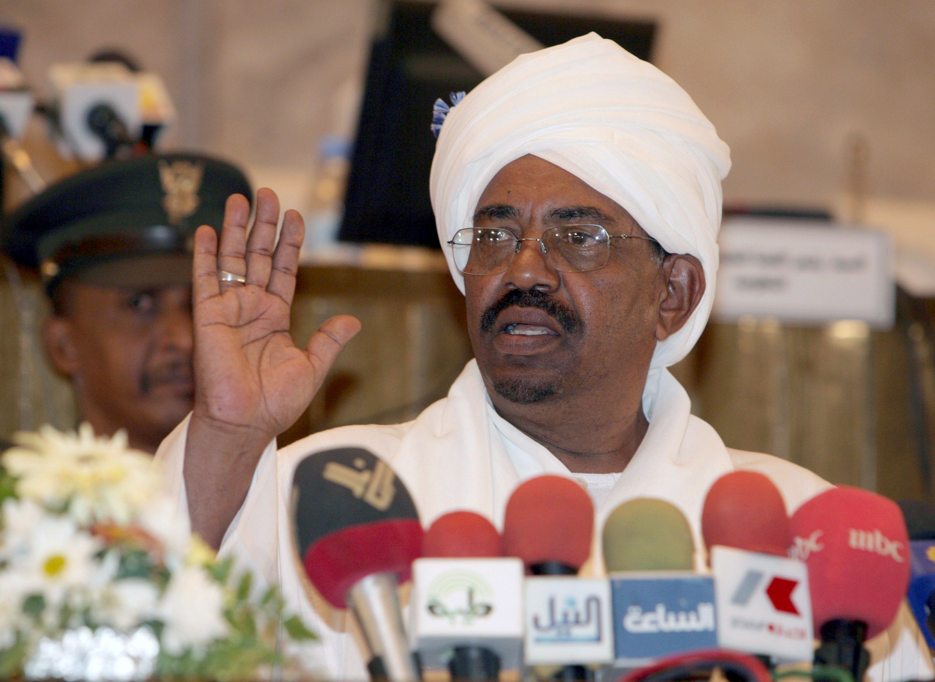 El presidente sudanés, Omar al Bashir, saludó la apertura de frontera entre países vecinos.