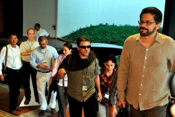 La delegación de las FARC-EP llegará a Cuba, tras la polémica desatada luego de aparecer en labores pedagógica y de socialización de los acuerdos en La Guajira.